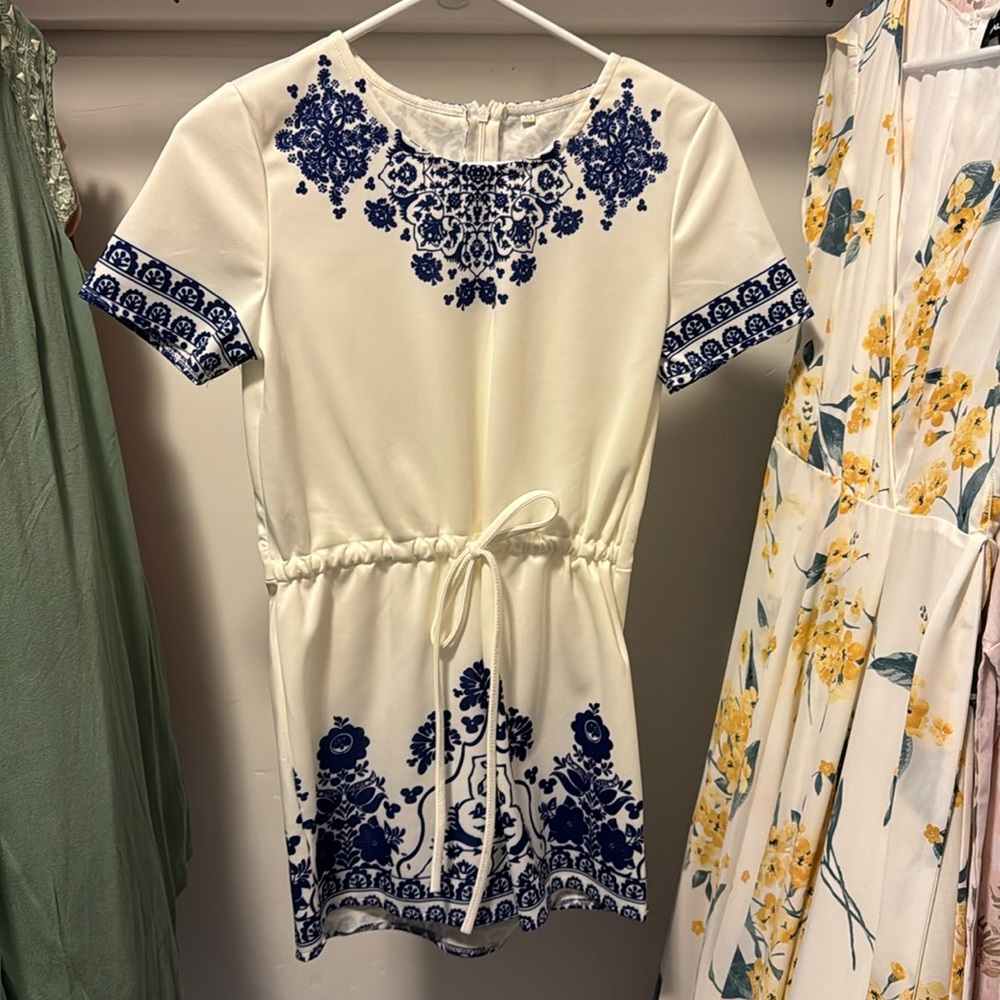 Women’s romper size XS